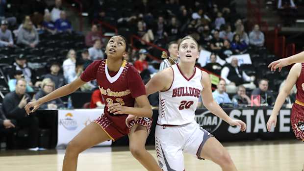 2022-03-04 at 3.51.23 AMstate-spokane-arena-1b-2b-basketball 4